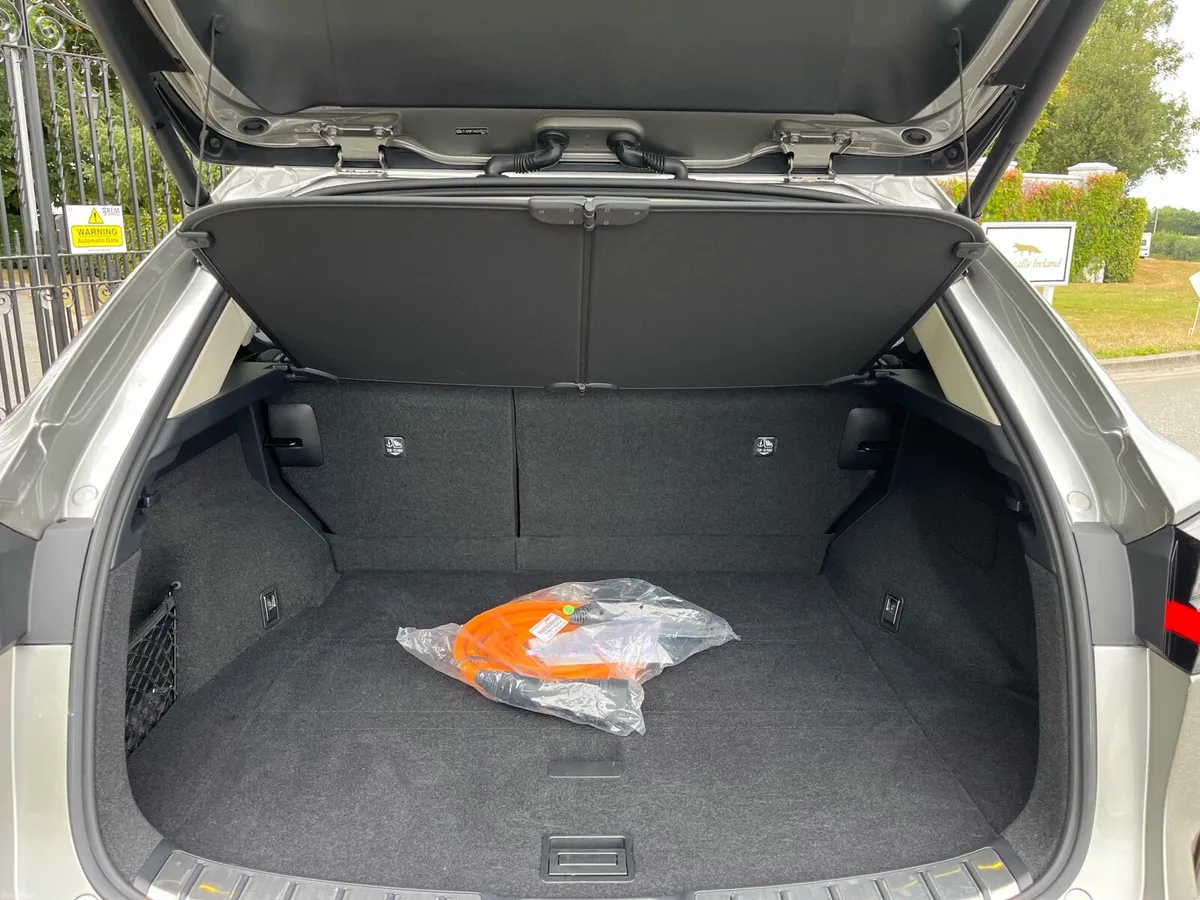 Lexus NX 450+ 2.5 5dr E-CVT - Image 5