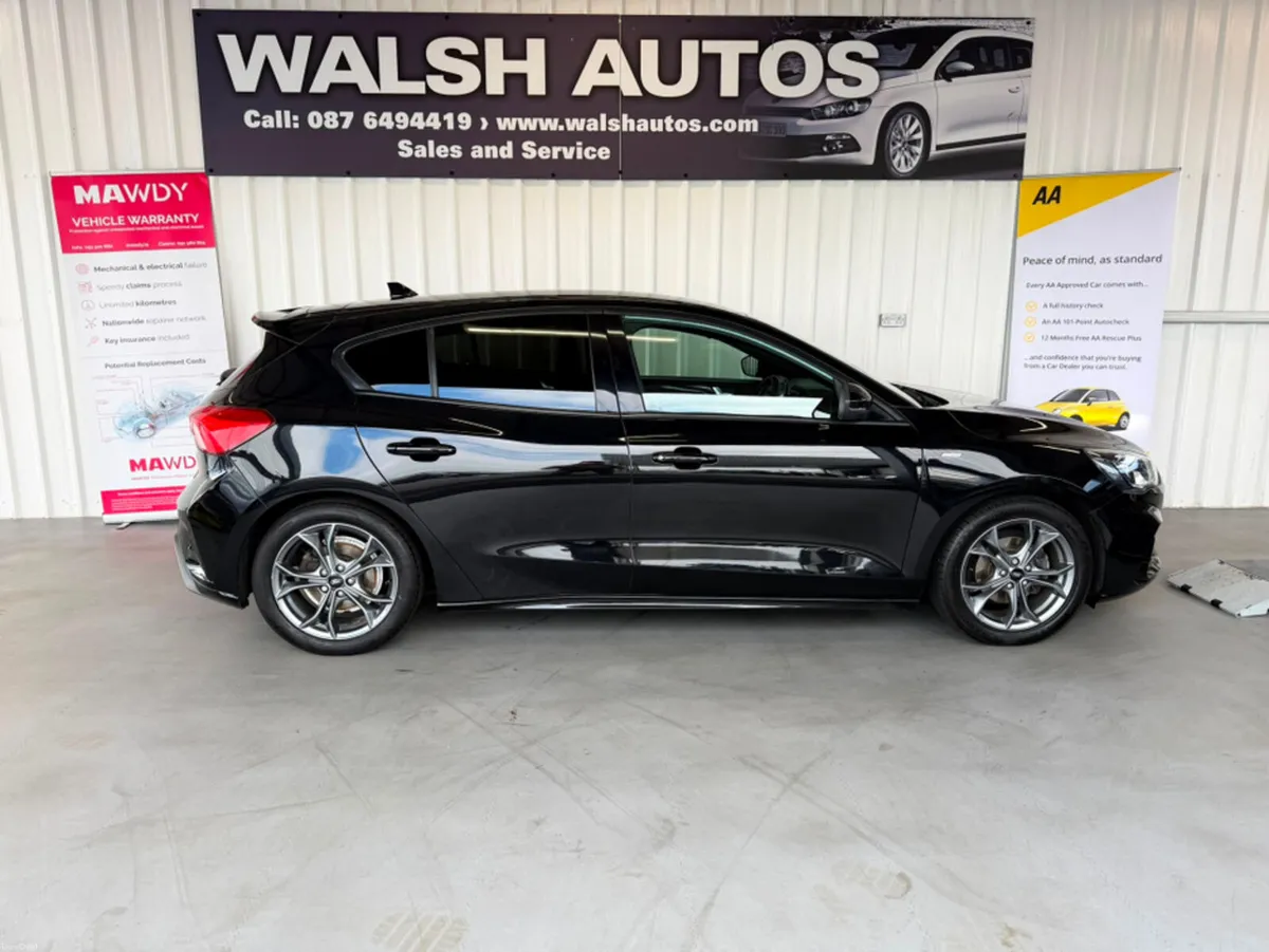 Ford Focus 1.5 TDCI ST-LINE 120PS 5 - Image 6