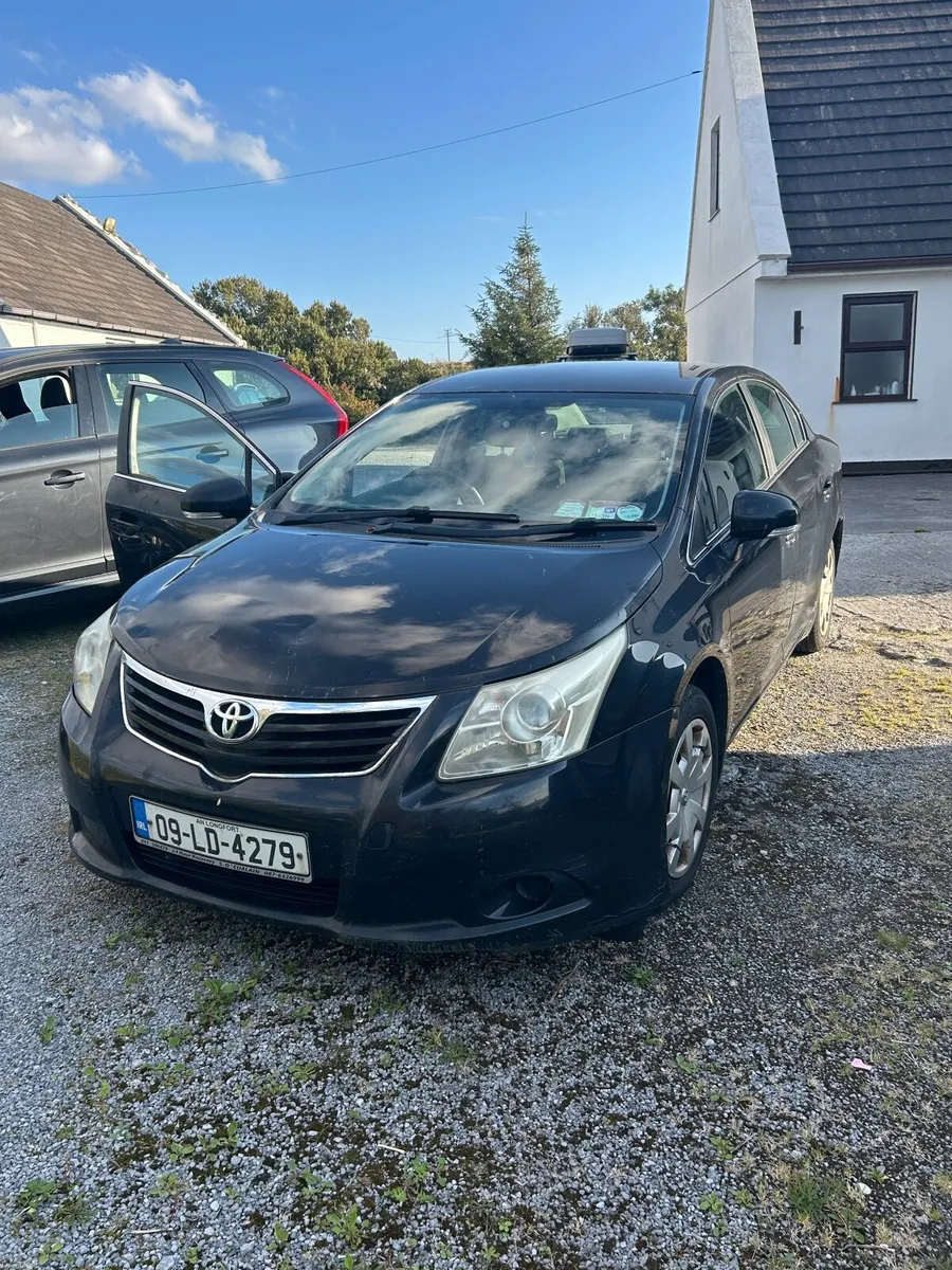 Toyota Avensis 2009 - Image 2