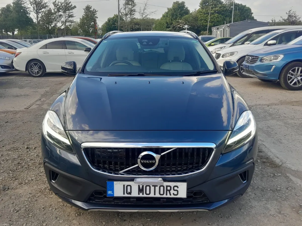 Volvo V40 2.0L Automatic Diesel Low Mileage (8946) - Image 2