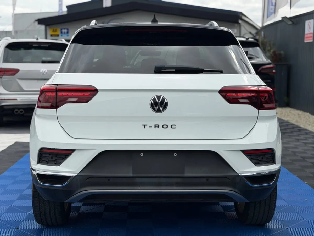 Volkswagen T-Roc SPORT - 2.0L DIESEL - AUTO - 12M - Image 6