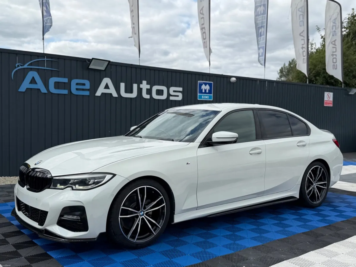 BMW 3-Series 320i - M-SPORT - 2.0L PETROL - AUTO - - Image 3