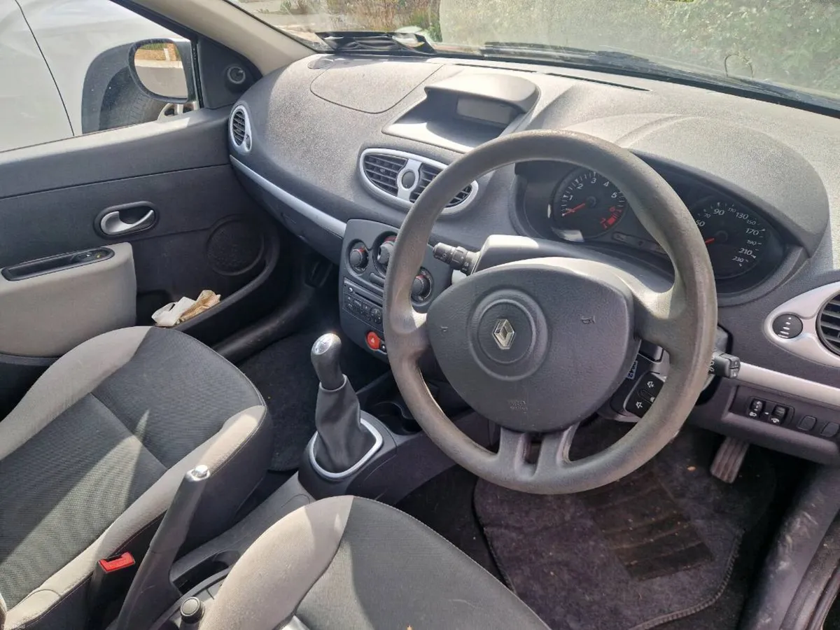 2012 Renault clio 1.1 nct 05/27 - Image 6