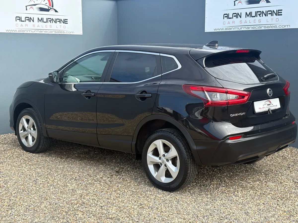 NISSAN QASHQAI ACENTA PREMUIM MODEL 2018 - Image 6