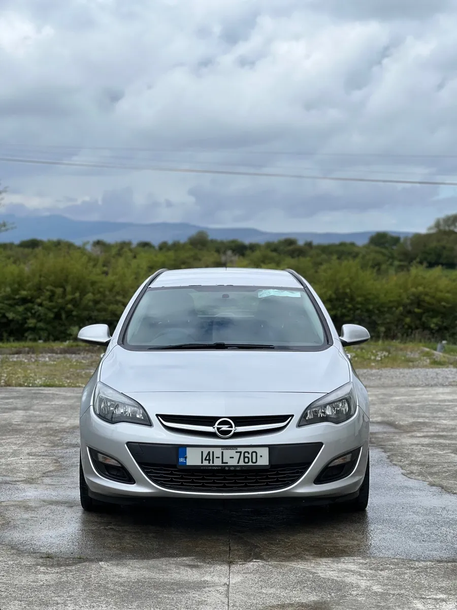 Opel Astra 2014 - Image 3