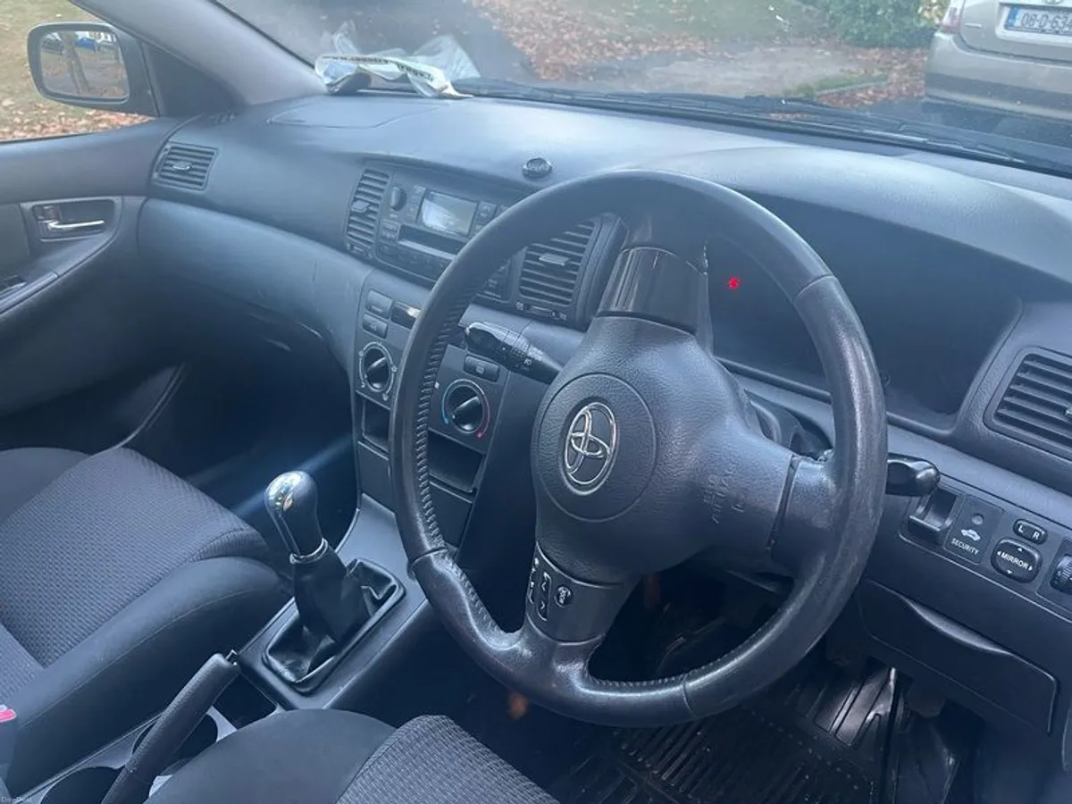 2006 Toyota Corolla - Image 5