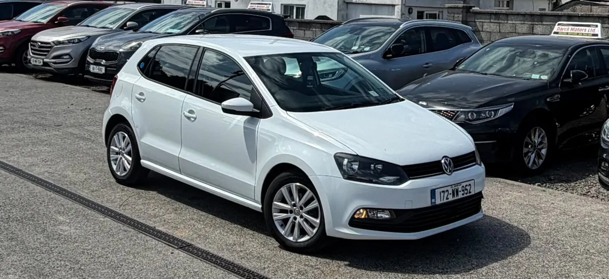 17 Volkswagen Polo New Nct - Image 1