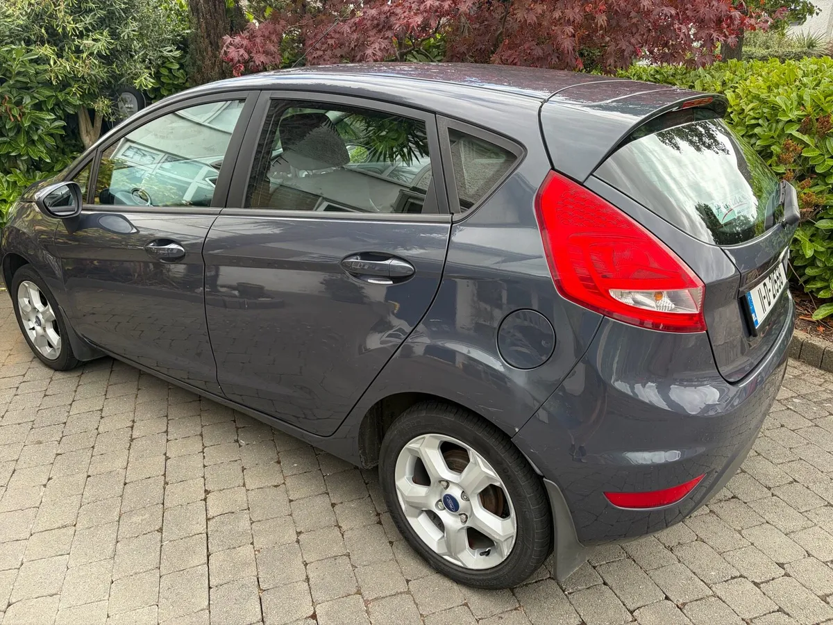 2011 Ford Fiesta 1.25 Zetec 5Dr - Image 5