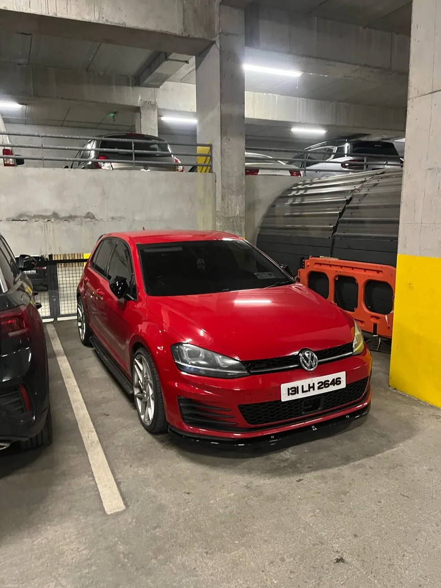 2013 MK7 Golf- very high spec - Image 3
