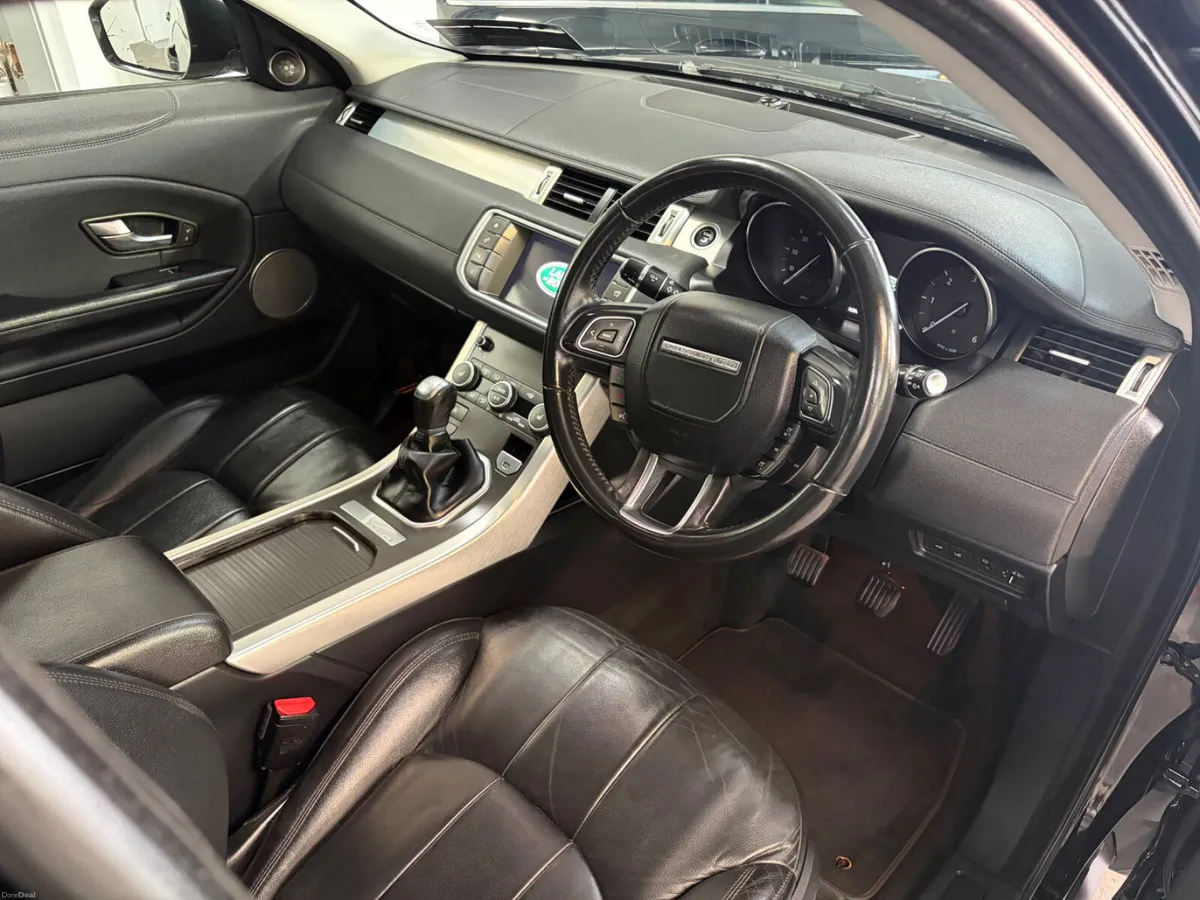 Land Rover Range Rover Evoque 2017. 2.0D. SE - Image 5