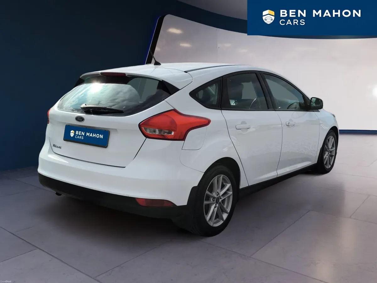 Ford Focus Style - Image 5