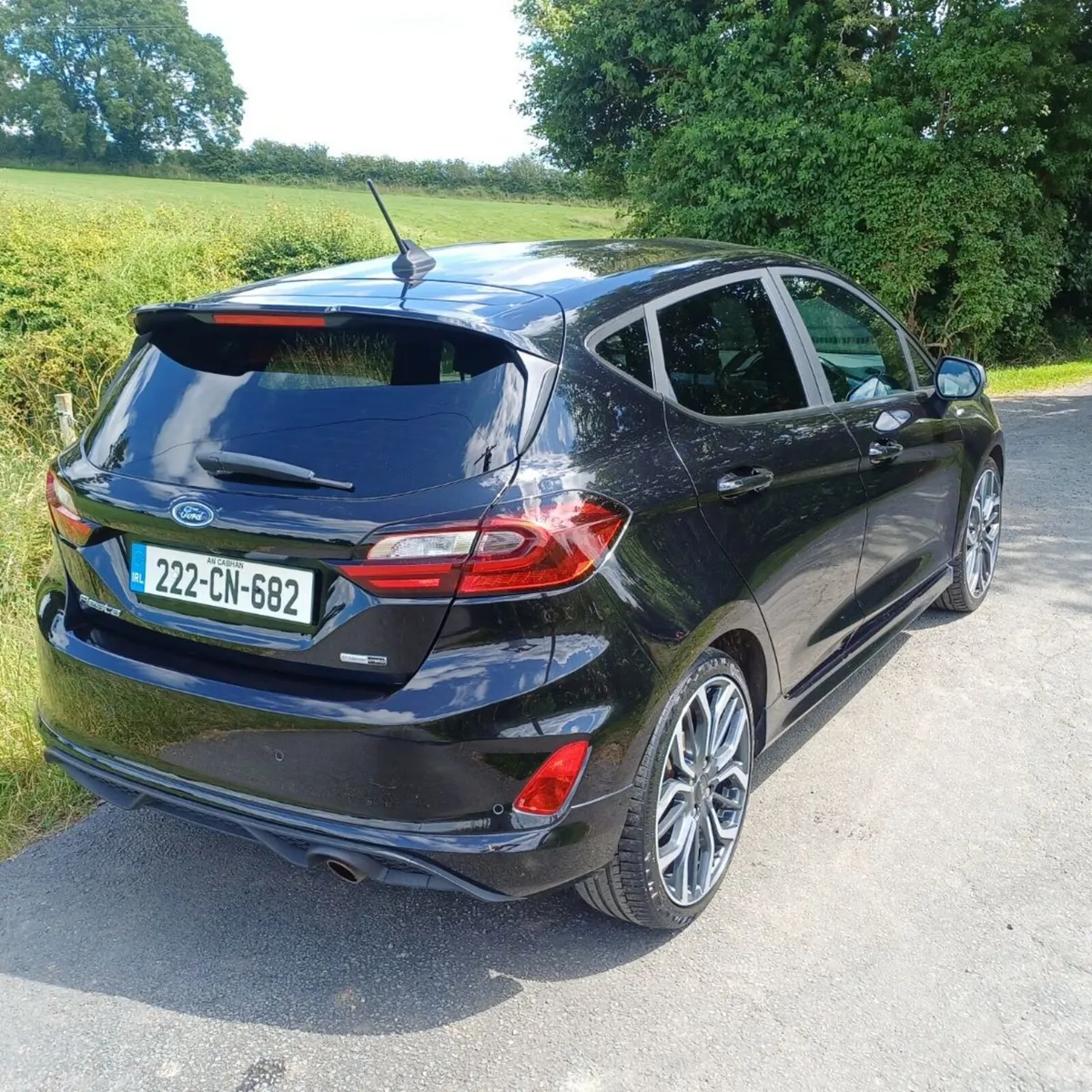2022 Ford Fiesta STLine X Only 33,000 miles - Image 2