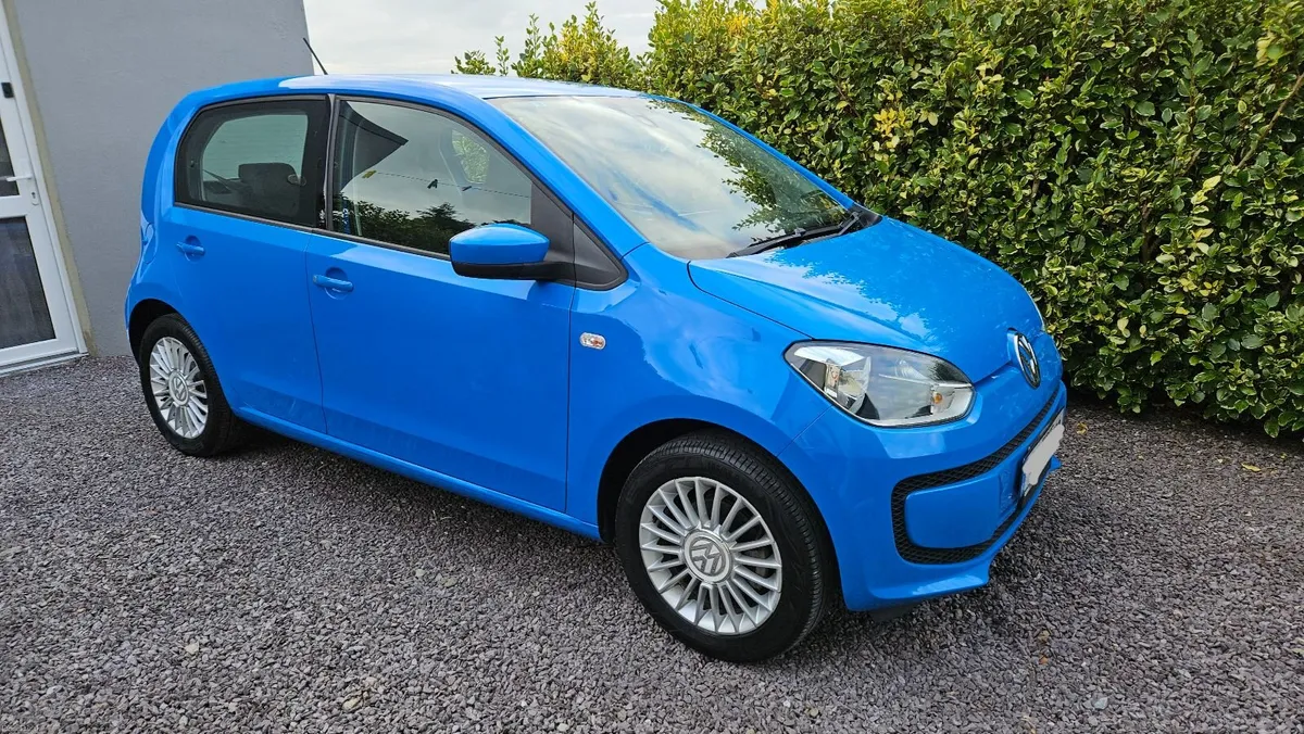 Volkswagen up! 2014 automatic - LOCATED IN FRANCE - Image 1