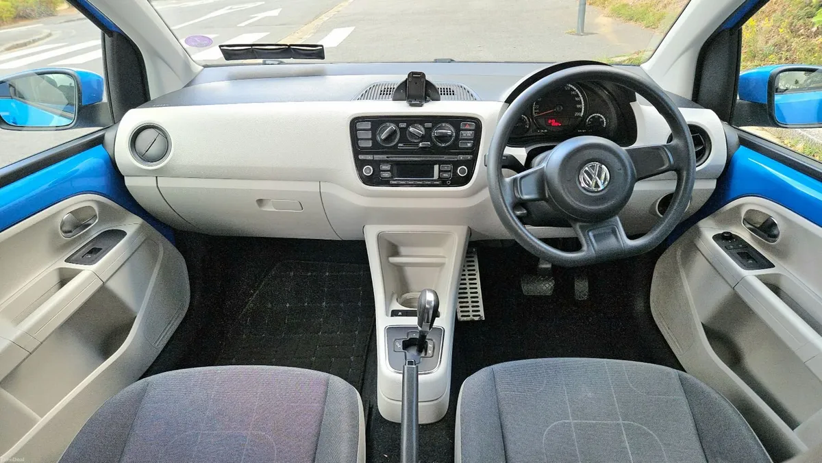 Volkswagen up! 2014 automatic - LOCATED IN FRANCE - Image 5