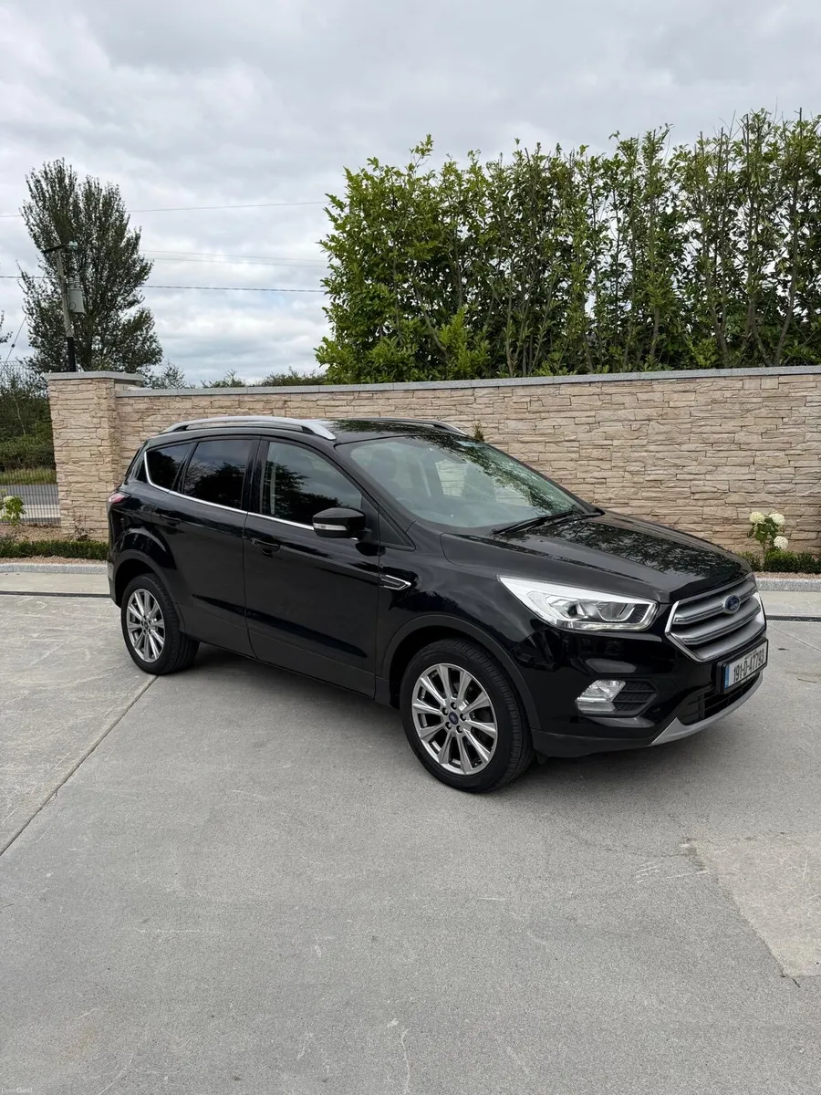 Ford Kuga Titanium Edition - Image 1