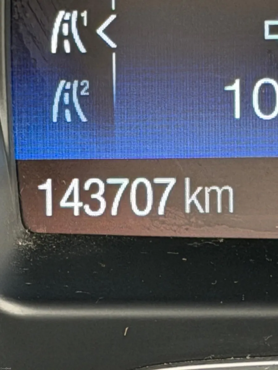 Ford Kuga Titanium Edition - Image 5