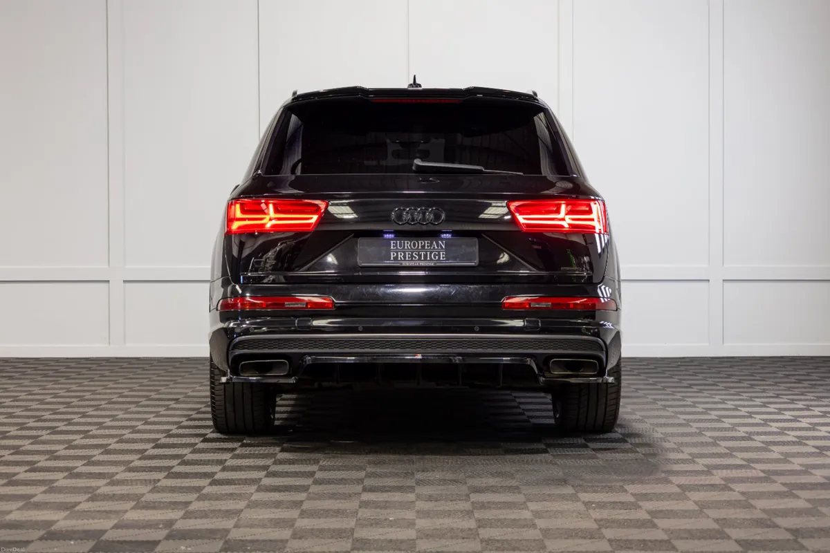 2016 Audi Q7 S-Line 7 Seater - Image 5