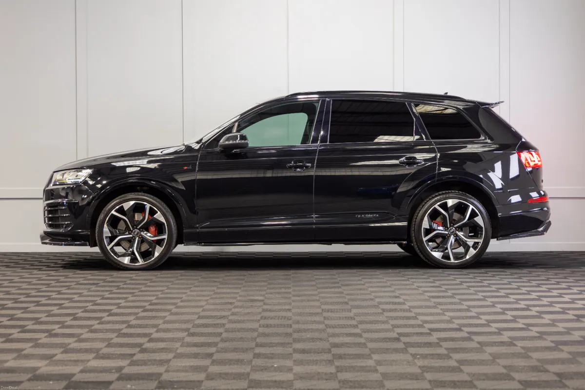 2016 Audi Q7 S-Line 7 Seater - Image 3