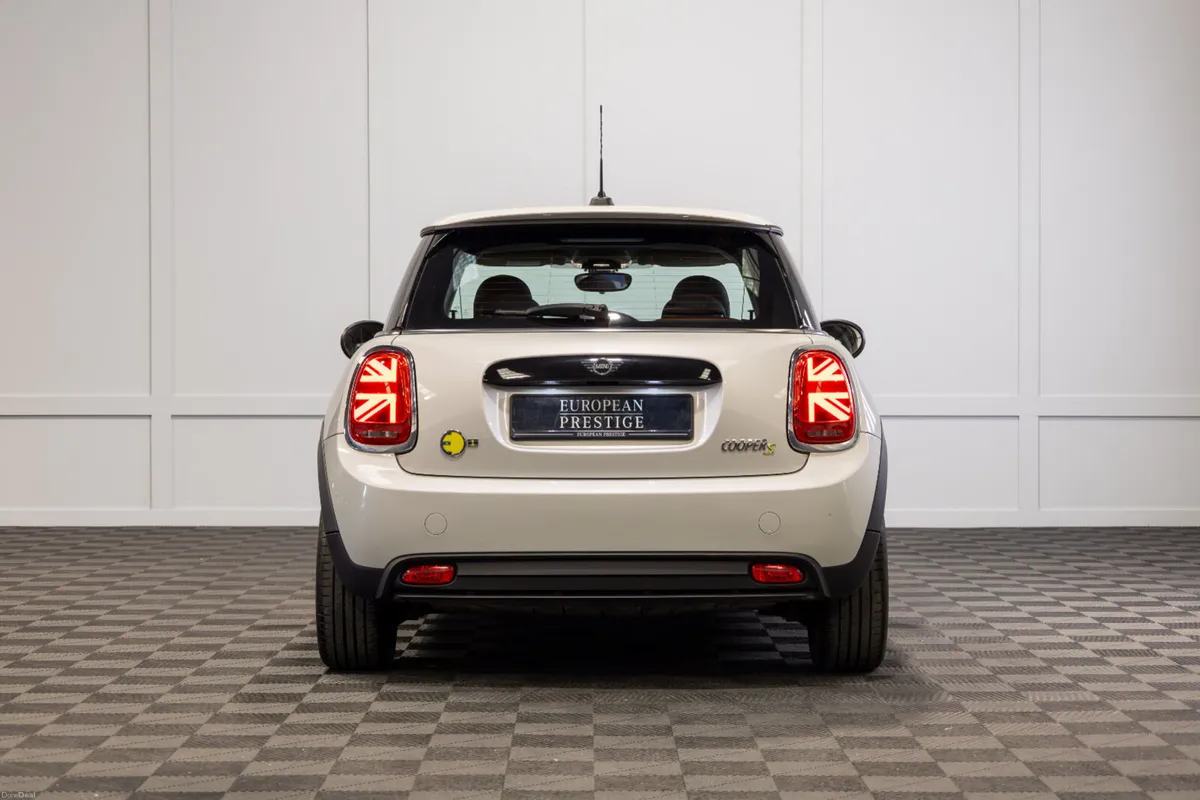 2022 Mini Cooper Electric S Level 1 - Image 5