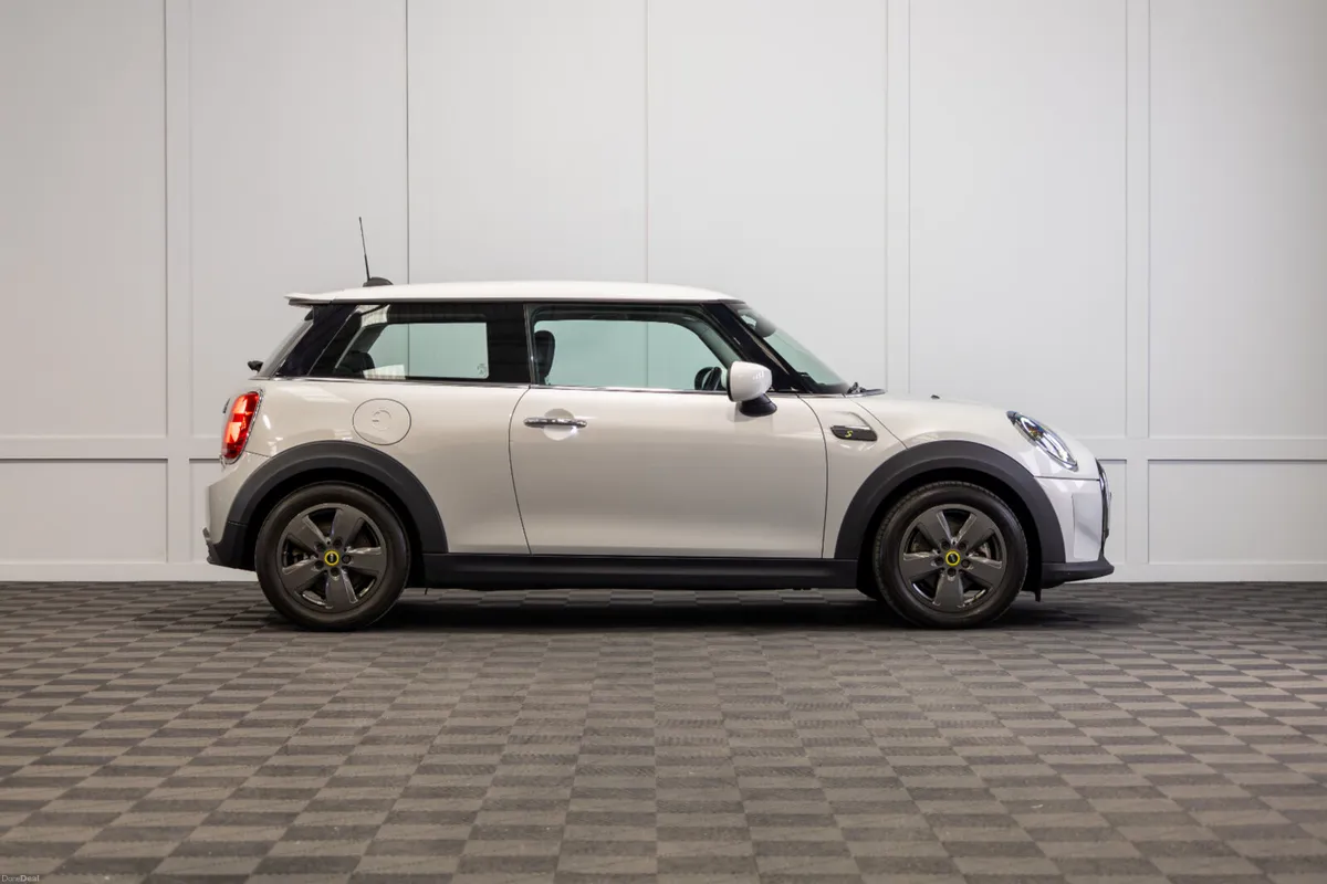 2022 Mini Cooper Electric S Level 1 - Image 6
