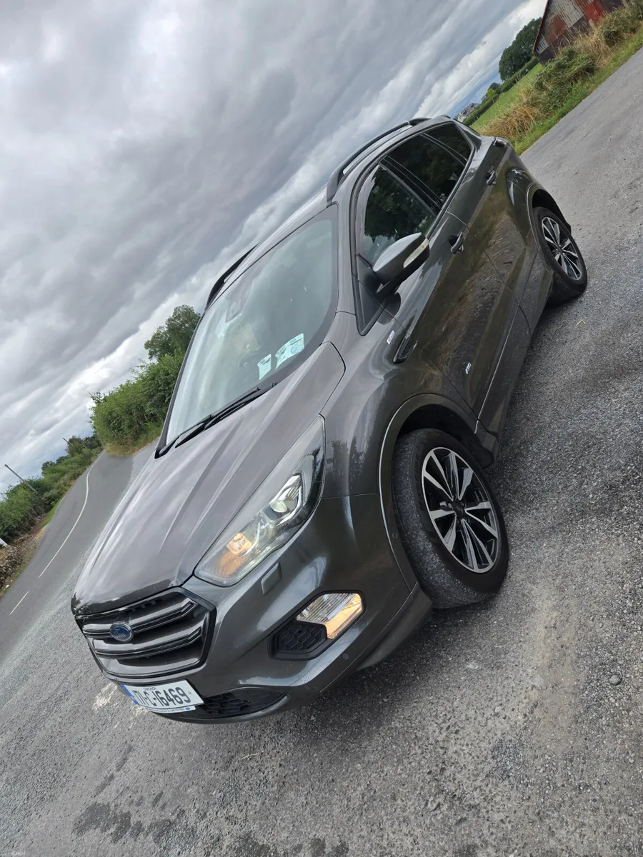 Ford Kuga 2017 - Image 1