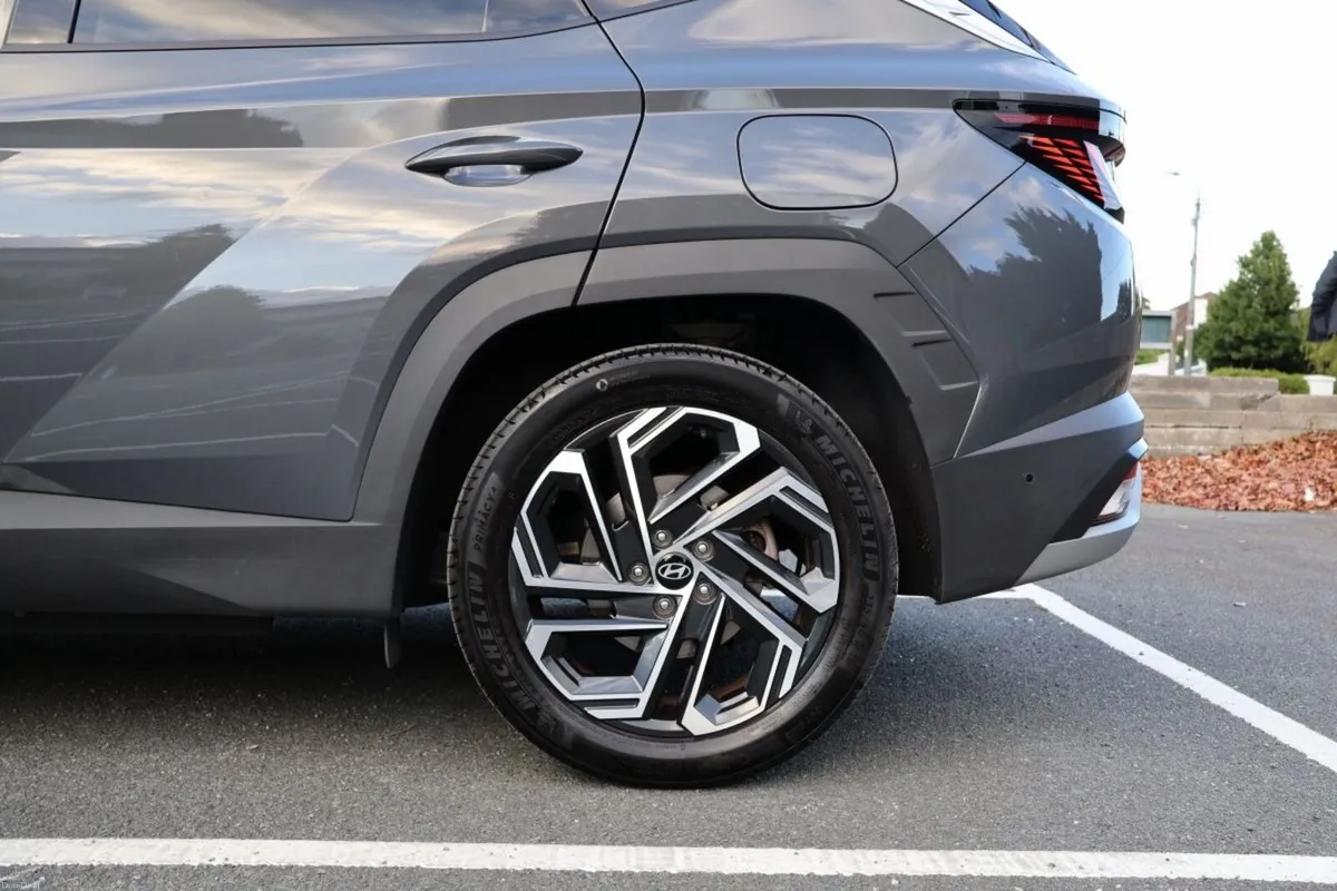 Hyundai Tucson Tucson FL 2WD Platinum PHEV Auto - - Image 5