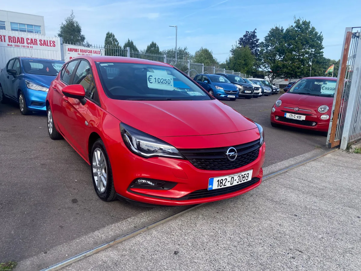 Opel Astra 2018 - Image 1