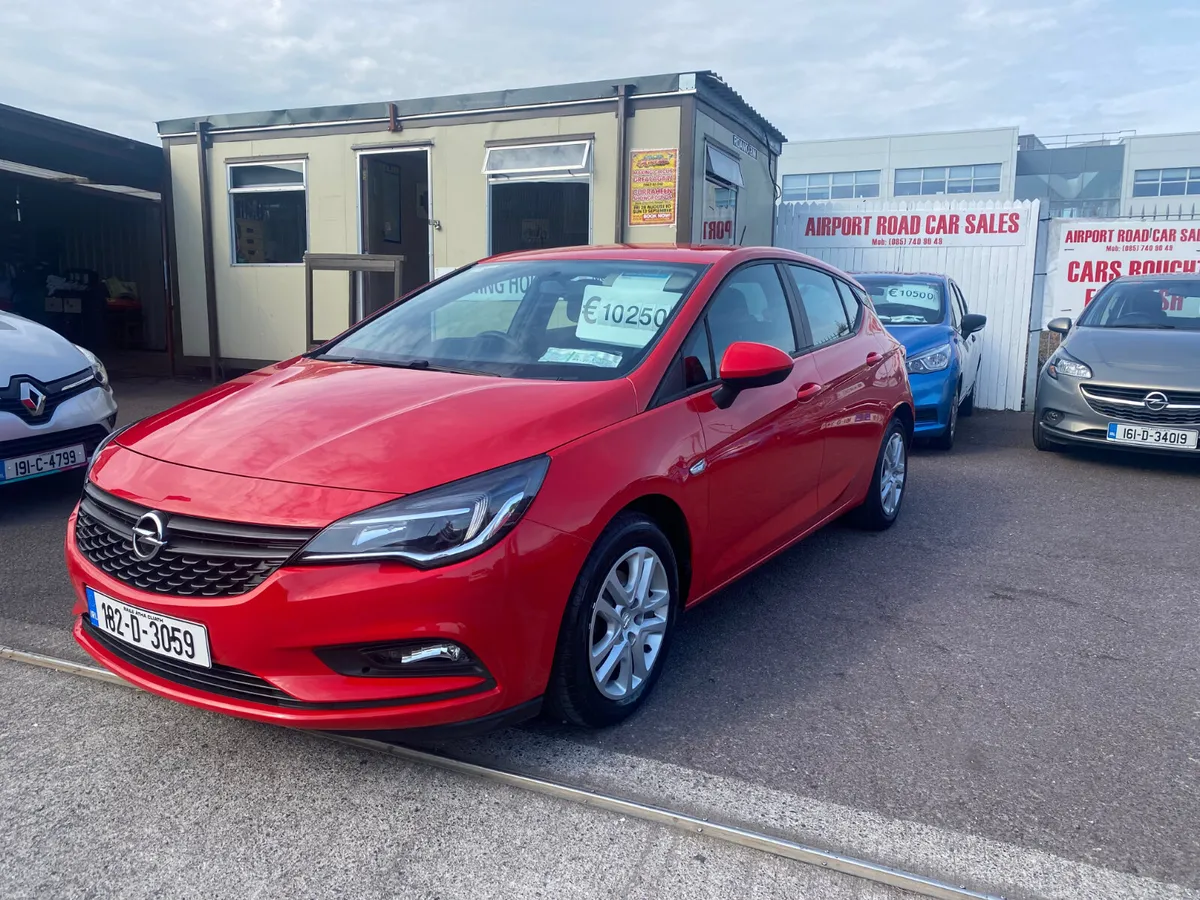 Opel Astra 2018 - Image 6