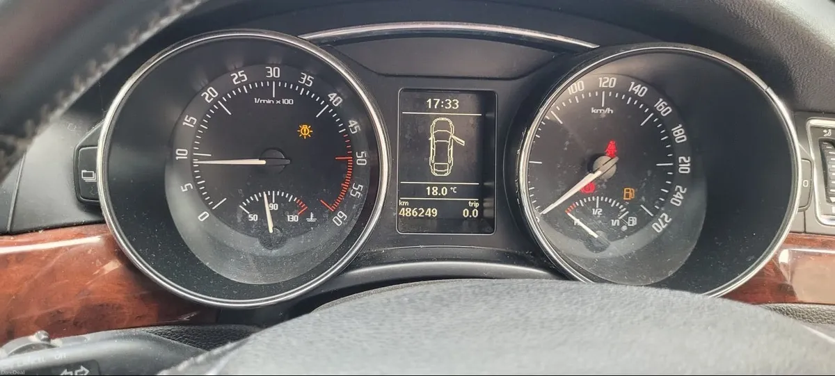 Skoda Superb 2009 - Image 2