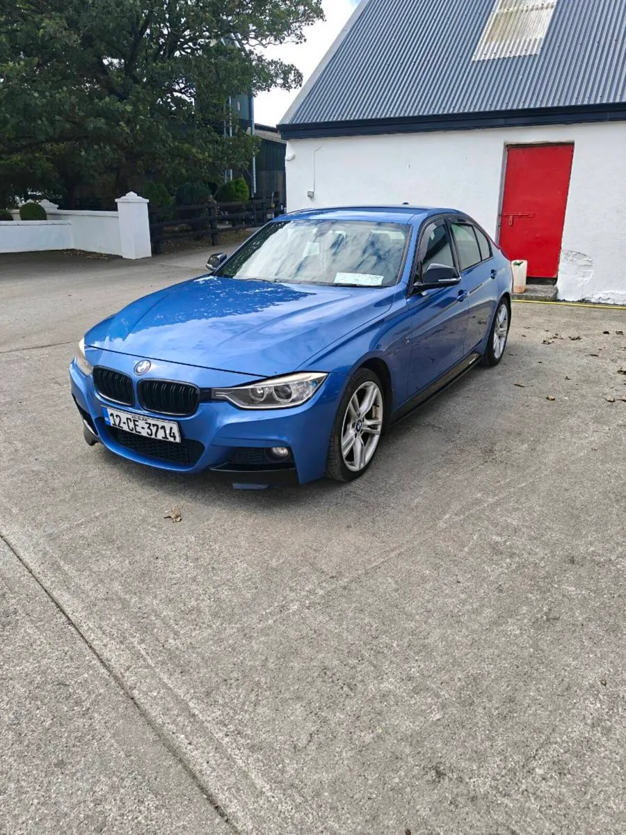 BMW 320d - Image 1