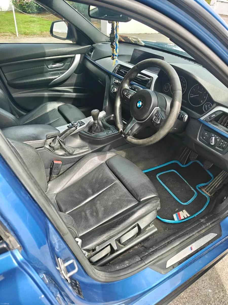 BMW 320d - Image 6