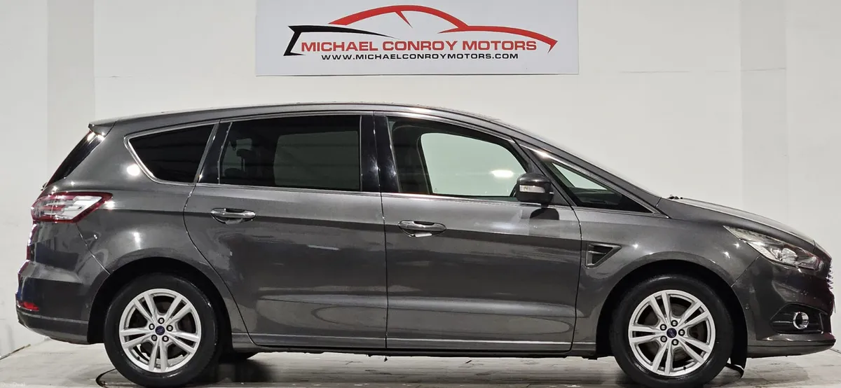 Ford S-Max TITIANIUM - FINANCE AVAILABLE - Image 6