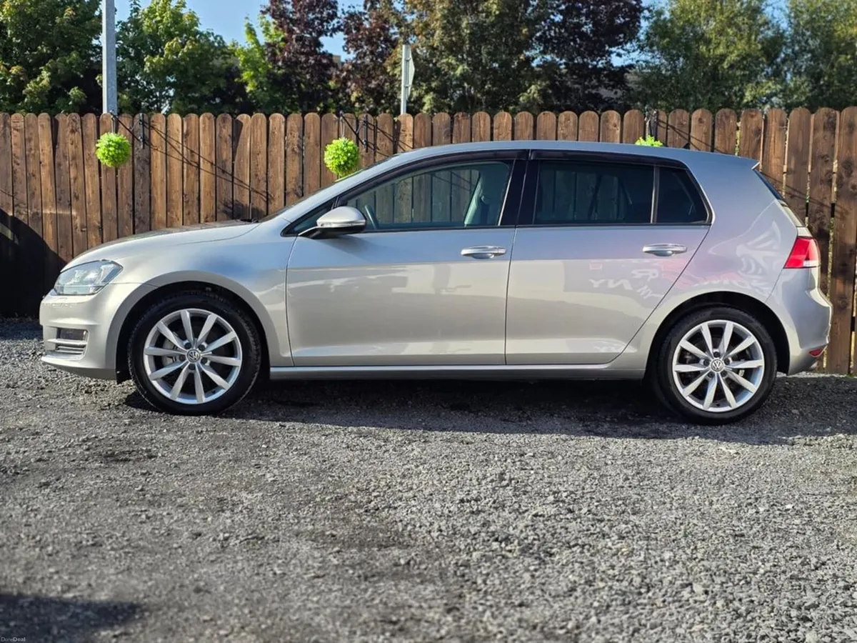 Volkswagen Golf HIGHLINE - ONLY 18K KMS - AUTO - Image 4