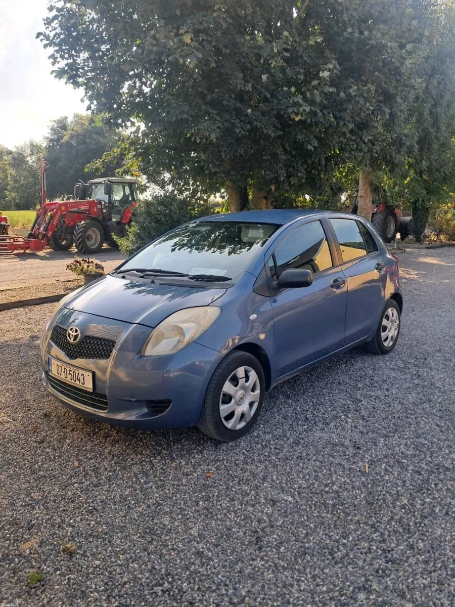 Toyota yaris - Image 6