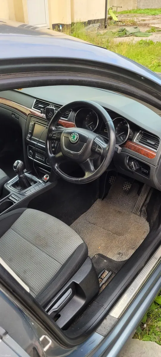 Skoda Superb 2009 - Image 5
