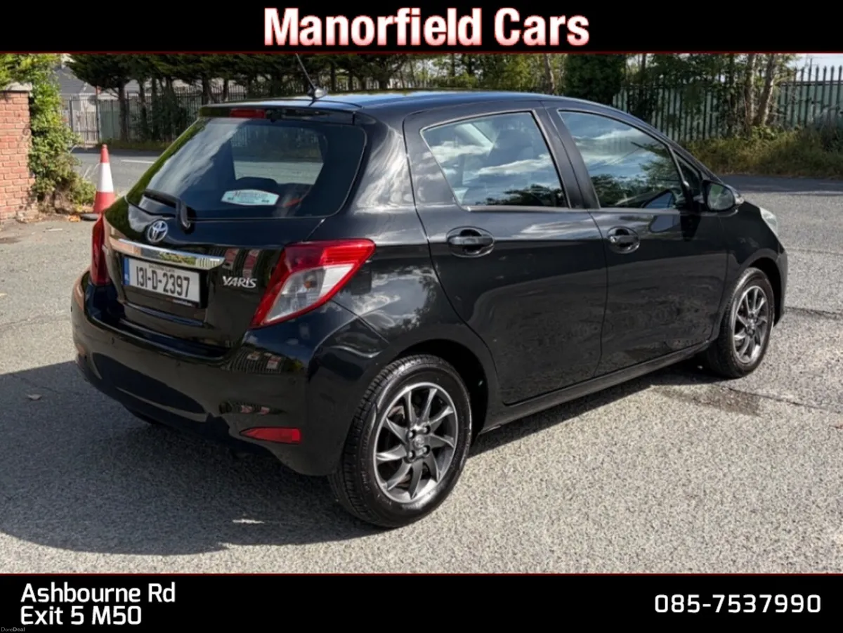 2013 131 Toyota Yaris Sport 1.0 Petrol - Image 4