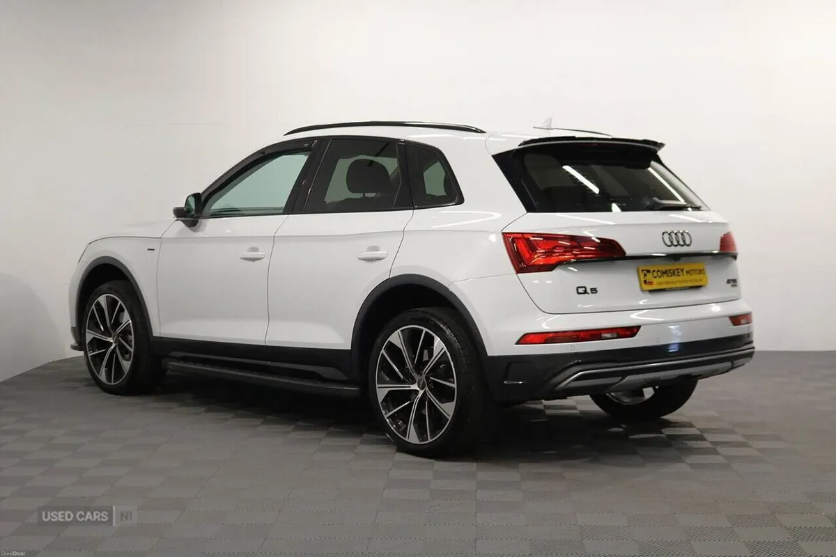 Audi Q5 TDI Sport - Image 4