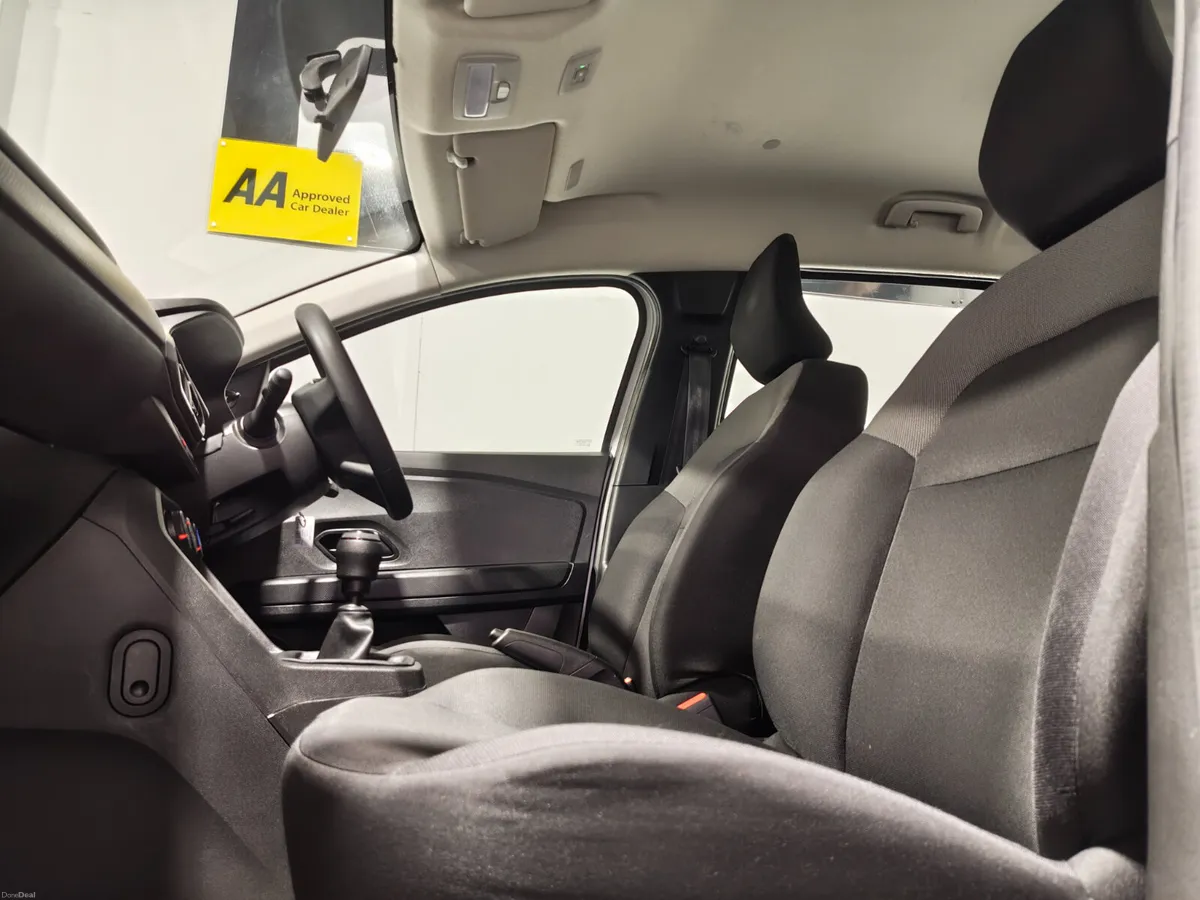 Dacia Jogger 2022 1.0 PETROL 7 SEATER - Image 4