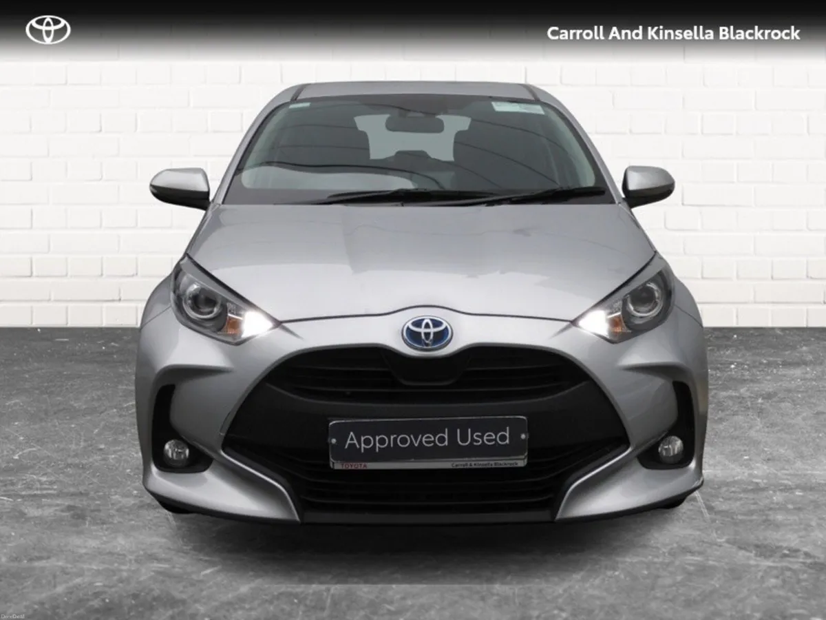 Toyota Yaris Hybrid Luna - Image 5
