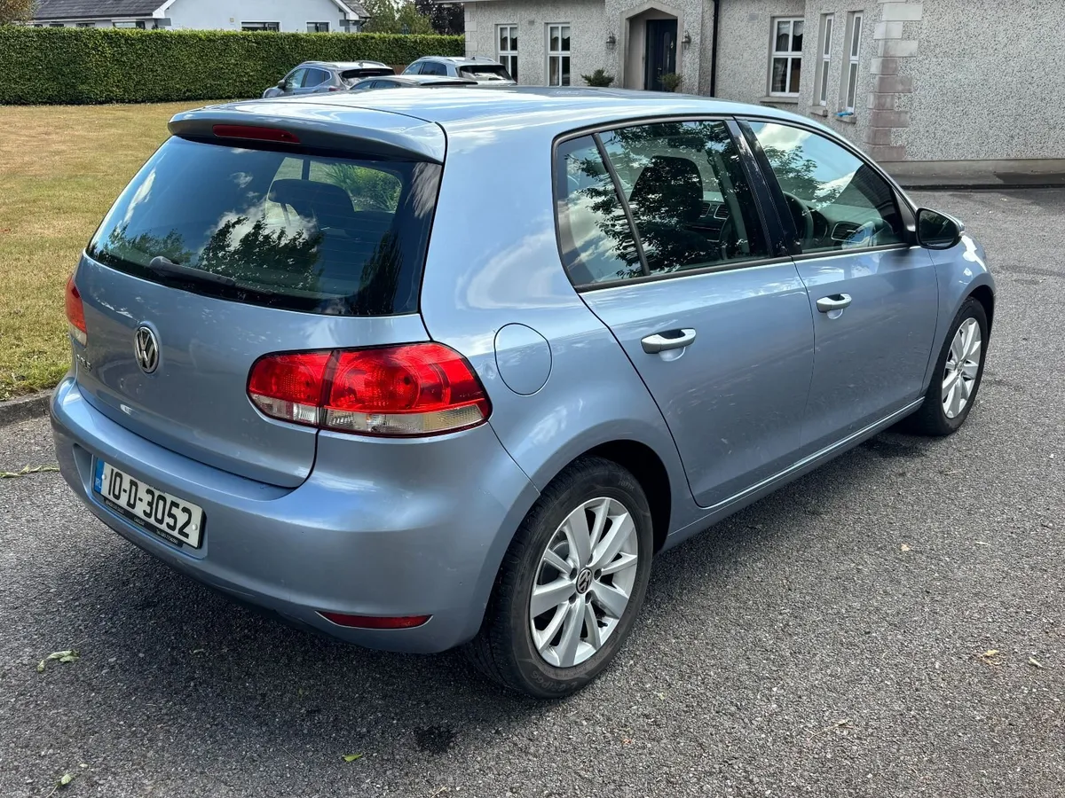 Volkswagen Golf 2010 - Image 5