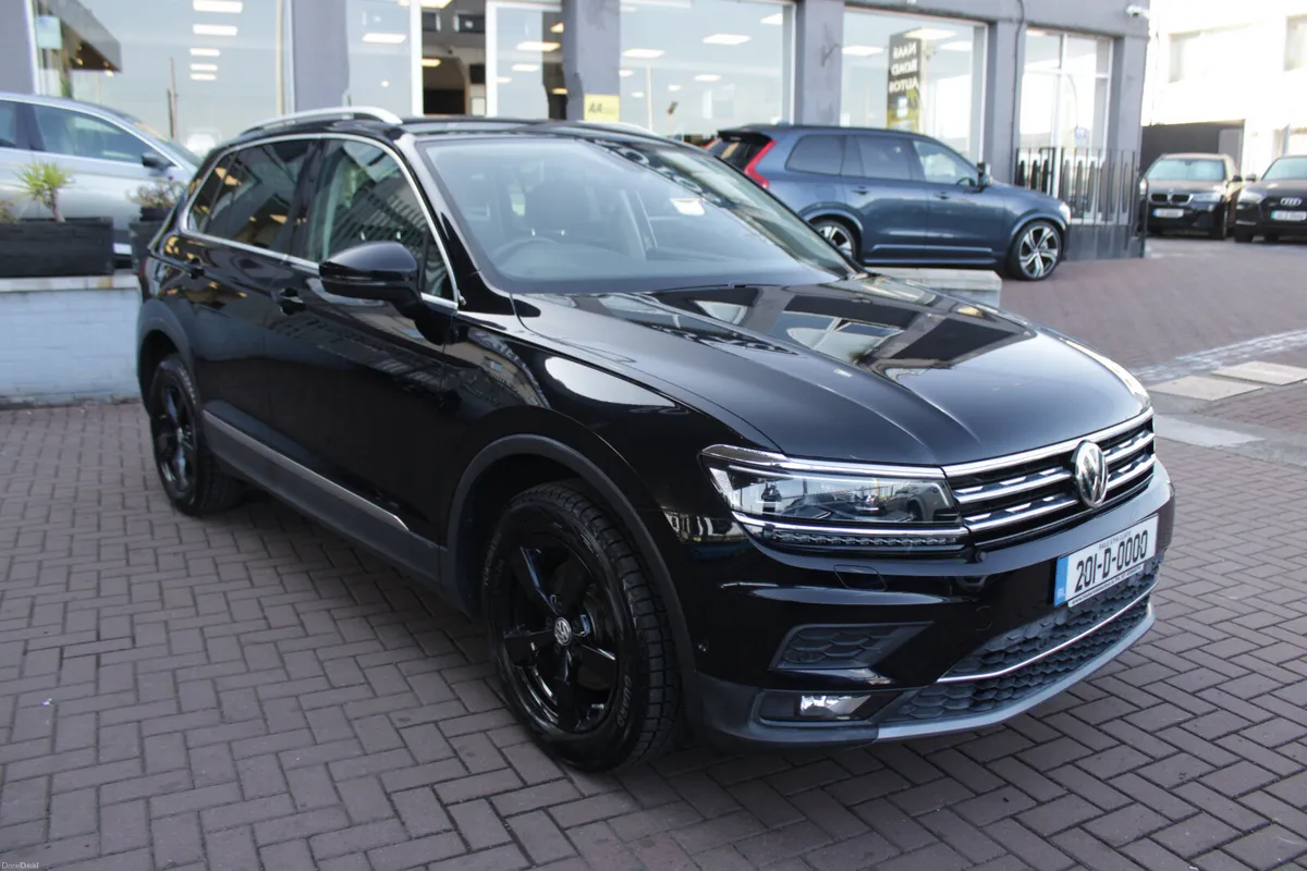 2.0TDI 4-MOTION HIGHLINE EDITION  5DR ESTATE AUTOM - Image 2