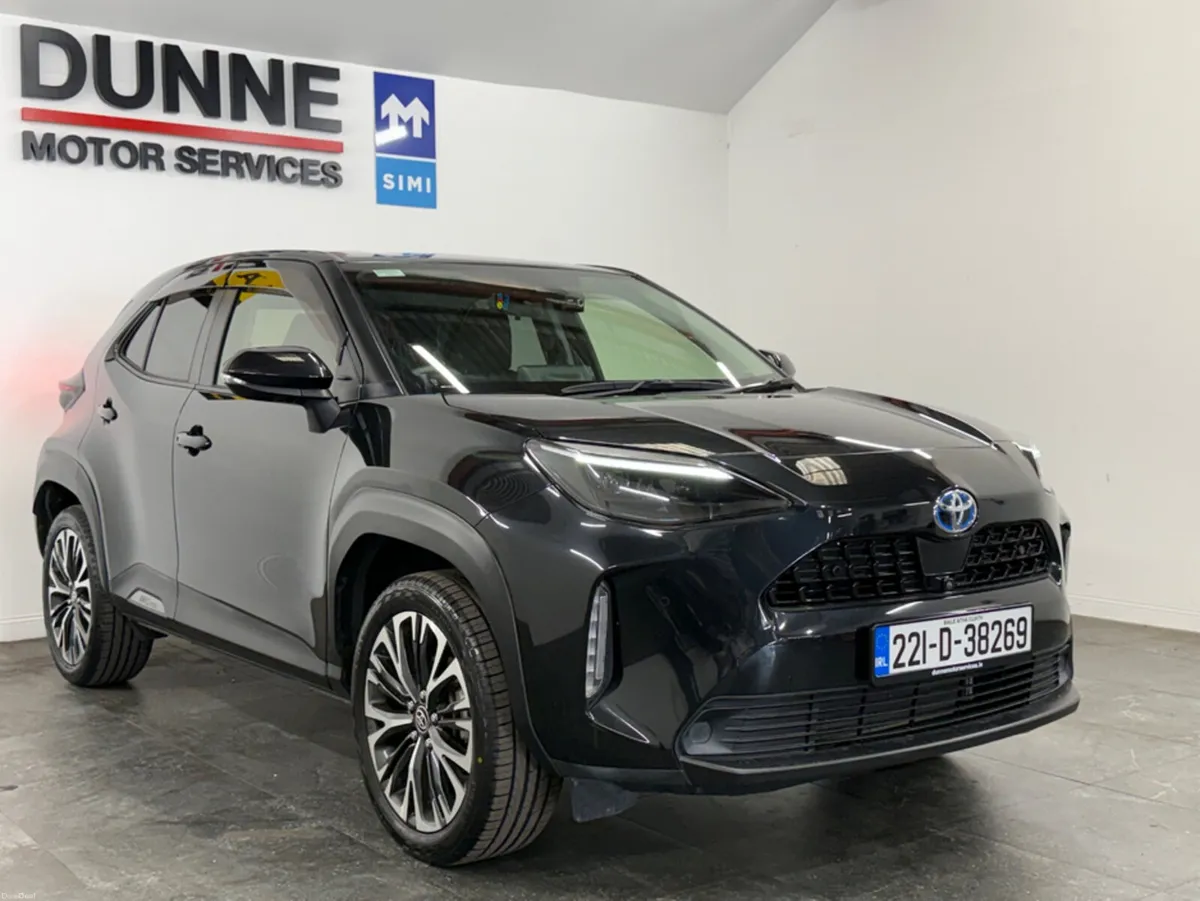 Toyota Yaris Cross **LUNA SPORT**LANE ASSIST **CRU - Image 4