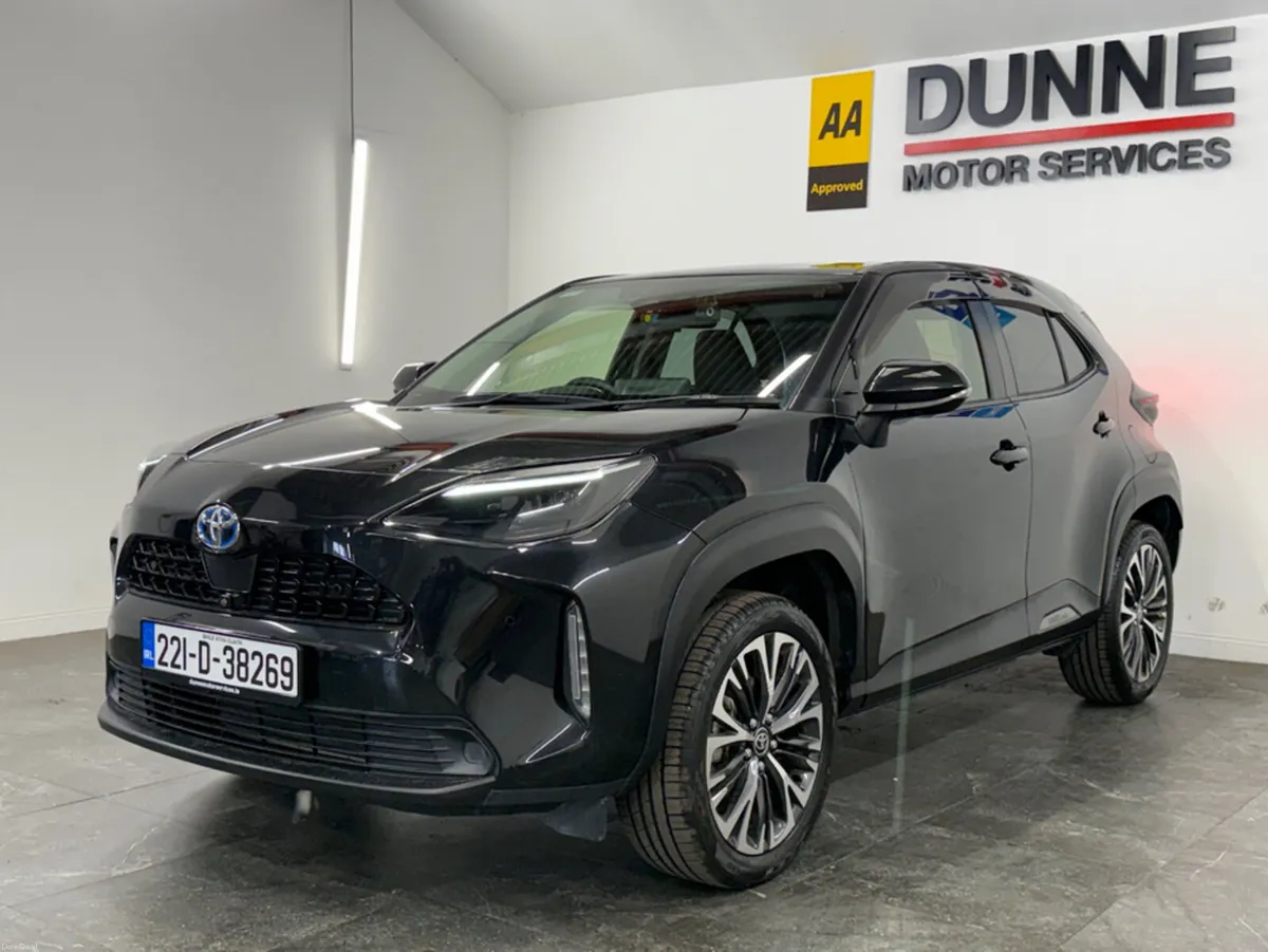 Toyota Yaris Cross **LUNA SPORT**LANE ASSIST **CRU - Image 2