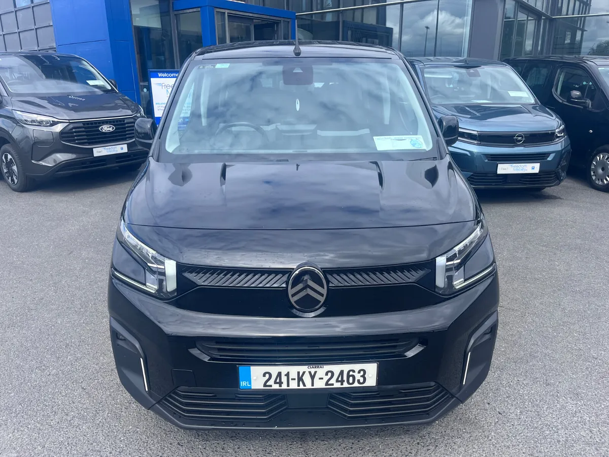 2024 Citroen Berlingo Taxi Spec WAV - Image 2