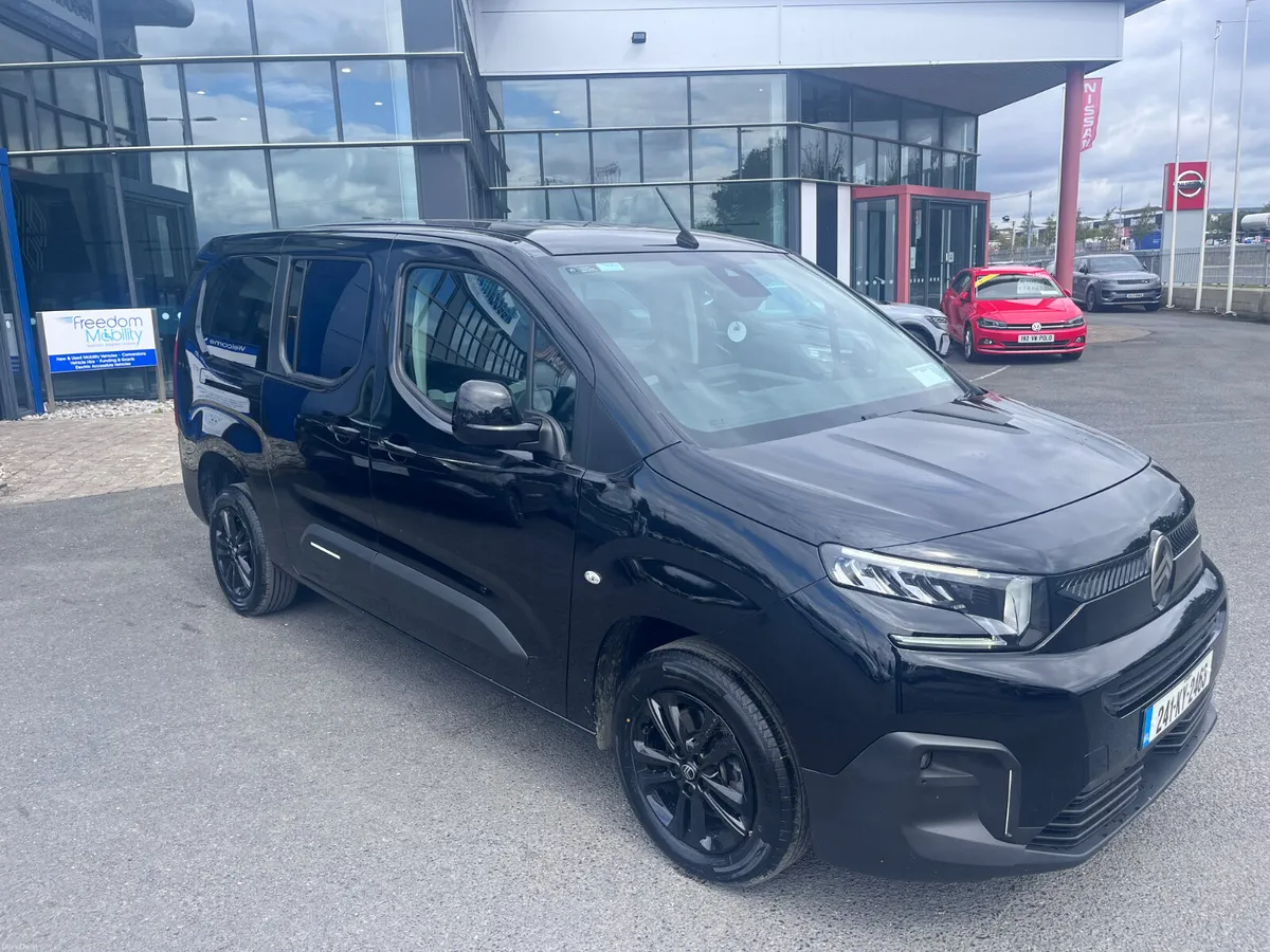 2024 Citroen Berlingo Taxi Spec WAV - Image 1