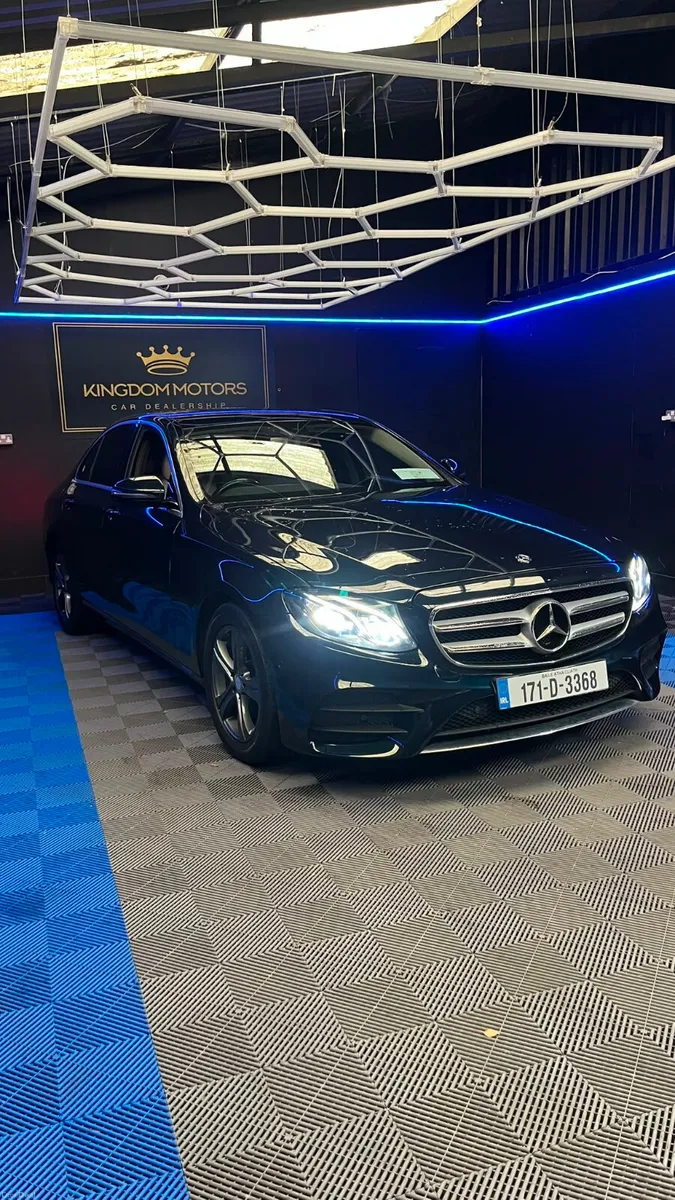Mercedes E-Class Avantgarde 2.0 diesel,Automatic - Image 1