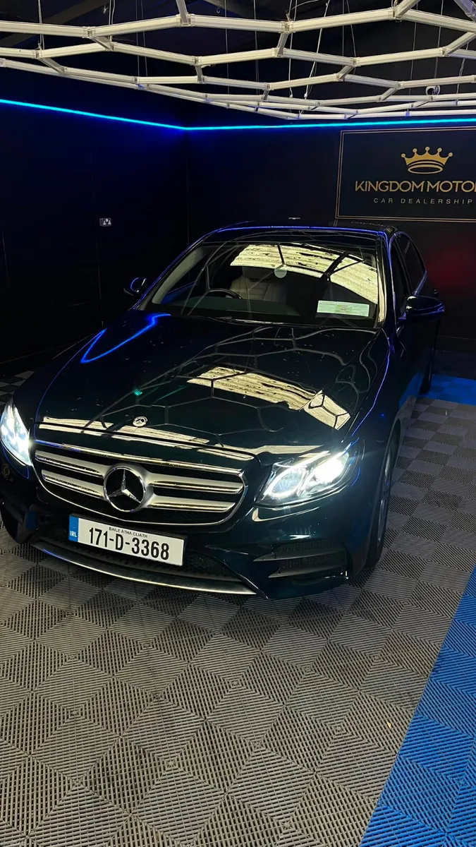 Mercedes E-Class Avantgarde 2.0 diesel,Automatic - Image 2
