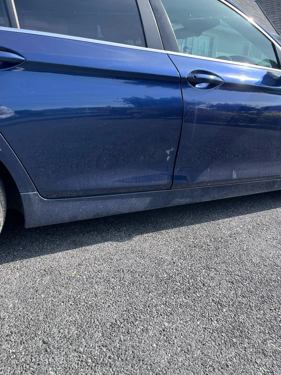 Car - Image 5