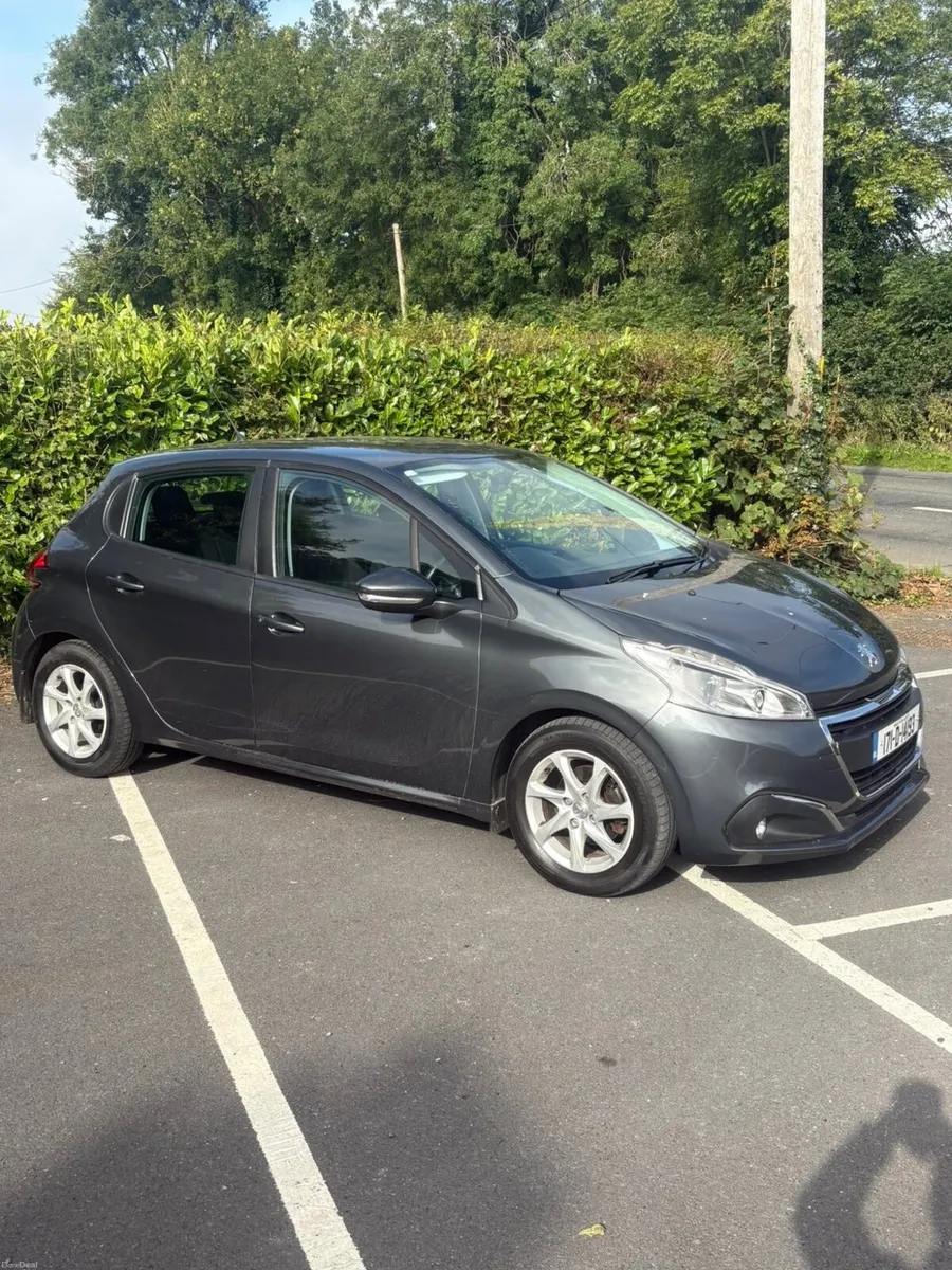 Peugeot 208 2017 - Image 5