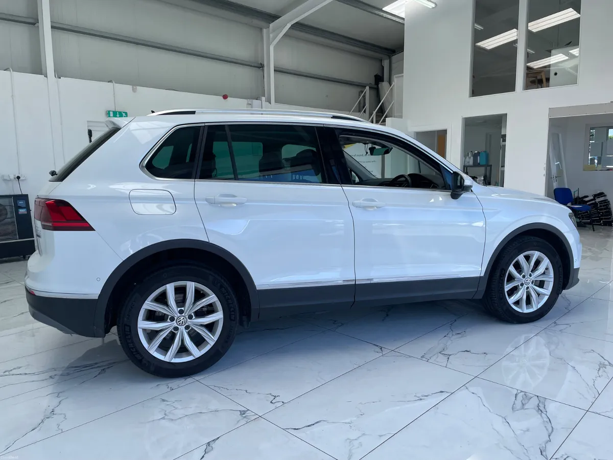 2019 VW Tiguan 4 motion auto - Image 3